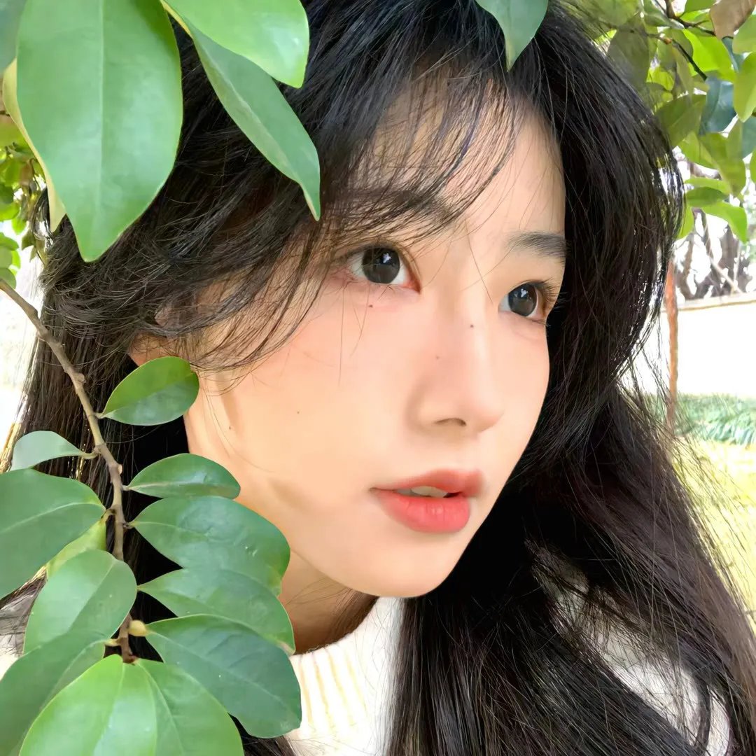 踏浪女人