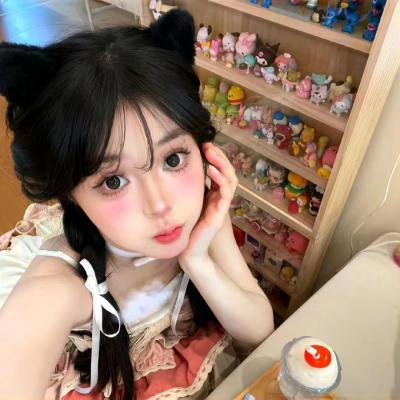 小黄花青草地